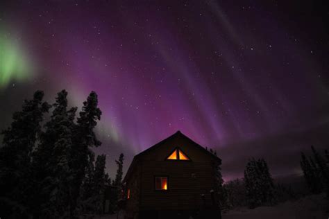 - Aurora Borealis Lodge