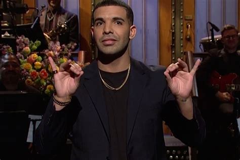 Drake Performs "One Dance" on 'Saturday Night Live' | HYPEBEAST