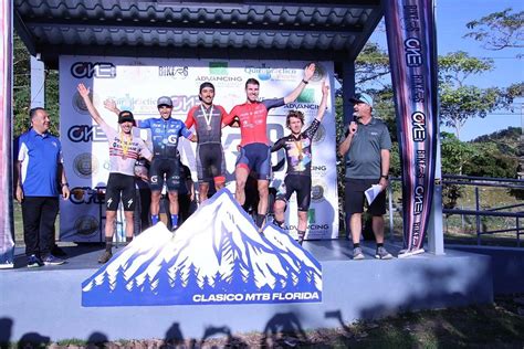 Ciclistas Mexicanos Gerardo Ulloa Y D Campuzano Brillan Puerto Rico