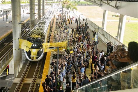 Orlando airport rail link inaugurated