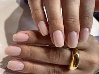 Id Es De Manucure Nude En Id Es Vernis Ongles Jolis Ongles Vernis Ongles