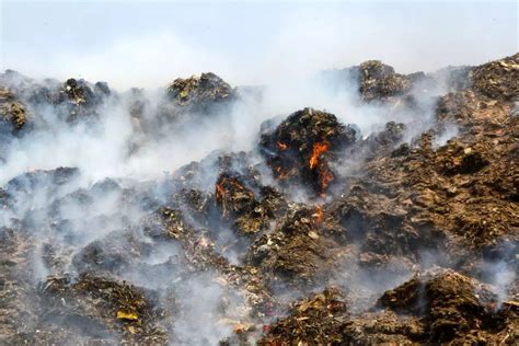 In Pics Delhis Bhalswa Landfill Fire Rages For Fourth Day