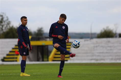 Fotos La Roja Sub 17 Realizó Su Primera Práctica De Cara Al Duelo Con