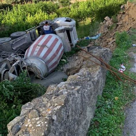 Santa Lucia Del Mela Cede Un Tratto Di Strada E Una Betoniera Si