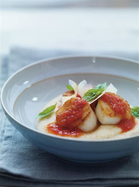 Pétoncles poêlés à la sauce tomate crème de blé au parmesan RICARDO