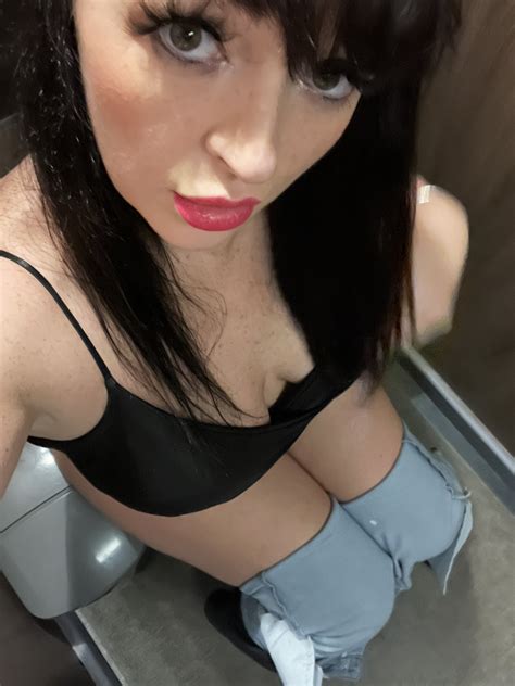 TW Pornstars DevonBreeze FM2Y Twitter Ok Whom Am O Shouting At For