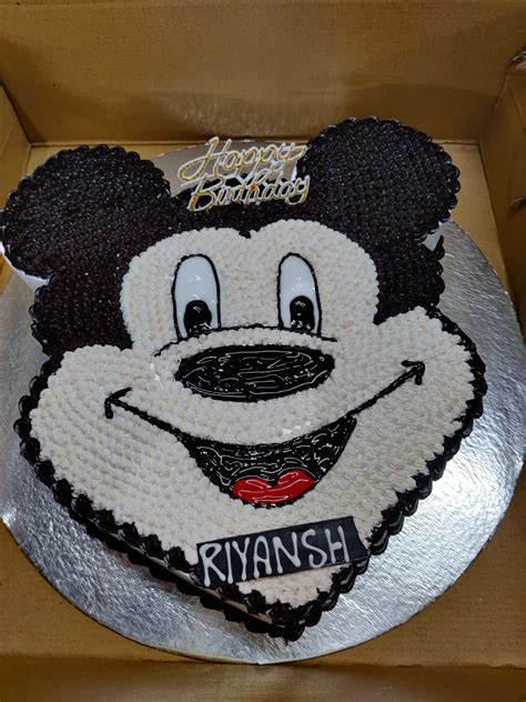 Mickey Mouse Cake – Best Quality Cakes In Noida