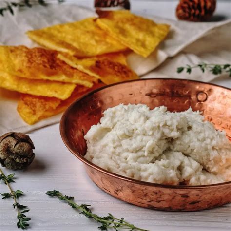 Baccal Mantecato Su Sfoglia Di Polenta Cotto Al Dente