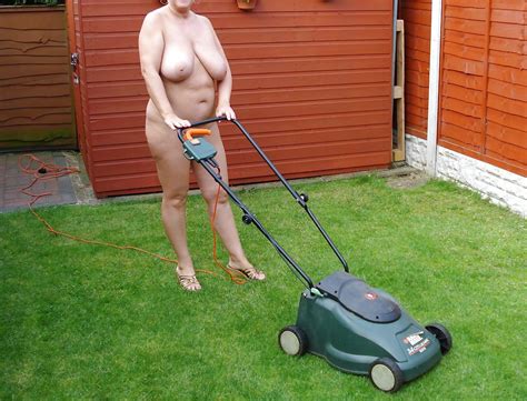 Wife In The Garden Porn Pictures XXX Photos Sex Images 1052814 PICTOA