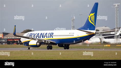 Ryanair Boeing Ei Ebn Taking Off From London Luton Airport Ltn