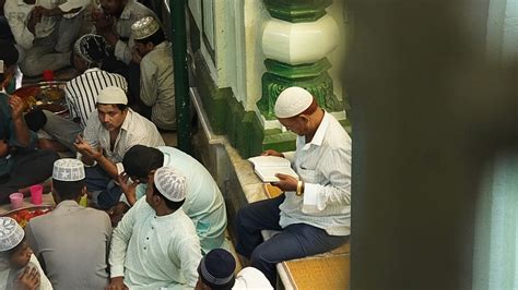 Ramzan In Mumbai The Iftar Buzz At Mohammad Ali Road And Minara