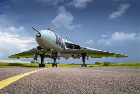 Vulcan, Bomber, V-bomber, RAF, 8K, Avro Vulcan, Royal air force, The ...