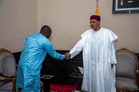 Le bureau du Conseil National de lOrdre des Médecins du Niger conduit