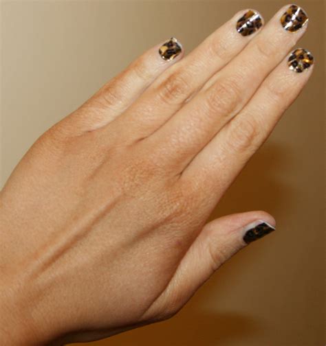 Beauty Blog - Make-up Artist Agatha Kisiel: Trendy Nail Wraps