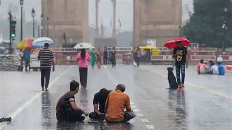 Heavy Rains Lash Parts Of Delhi After Delayed Monsoon Waterlogging On Several Road Reported