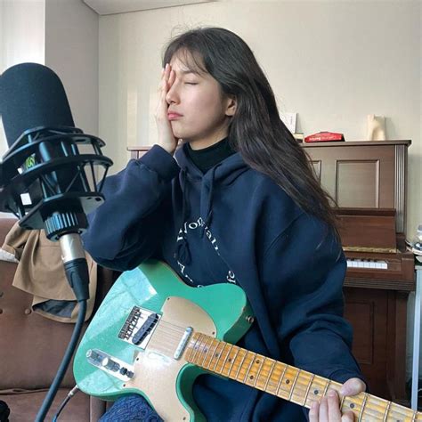 Is Suzy Working On New Music With Urban Zakapa S Jo Hyun Ah Mode