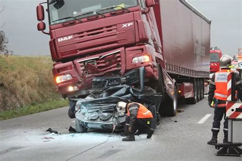 Un Accident Mortel Sur L A43