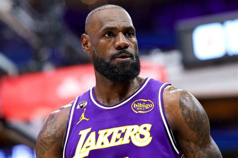 The Timelesscentage How Lebron Jamess Age Defines A Legends Era