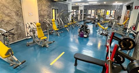 Sala Pesi Fit Freedom Palestra Quartu S Elena