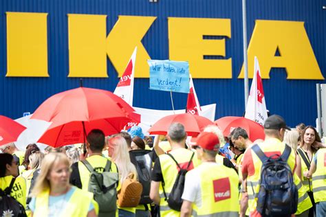 Tarifstreit Im Einzelhandel Hunderte Ikea Besch Ftigte Im Warnstreik