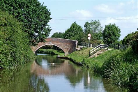 Trent And Mersey Canal East Of Handsacre Roger D Kidd Geograph