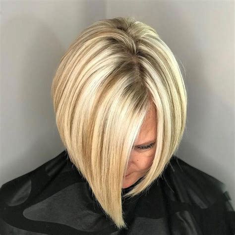 Top Side Part Bob Haircuts Trending In With Images