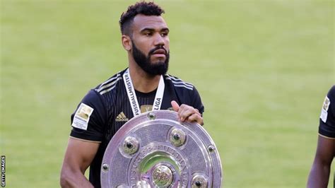 Eric Maxim Choupo Moting Cameroon Striker Extends Bayern Deal Bbc Sport