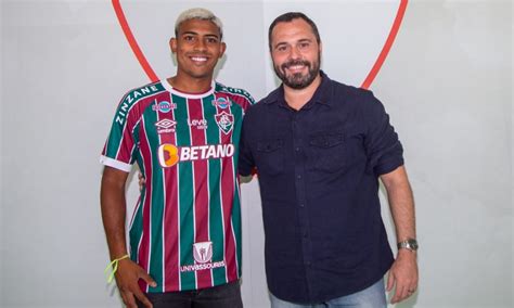 John Kennedy renova contrato o Fluminense até 2026 Super Rádio Tupi