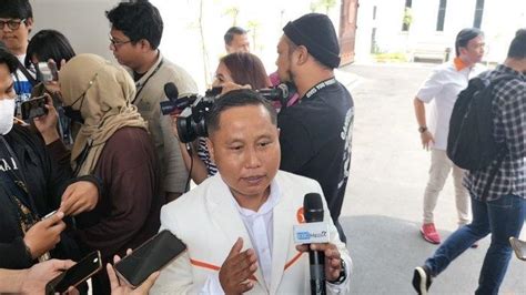 Komedian Narji Cagur Nyaleg Dpr Ri Lewat Pks Siap Bertarung Di Dapil