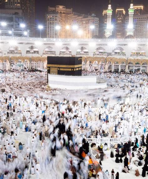 Makkah Kaaba Hajj Muslims And Doves Flying In The Sky Editorial Image