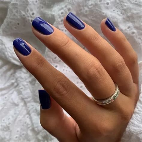 The Best Non Toxic Nail Looks For Fall Eluxe Magazine