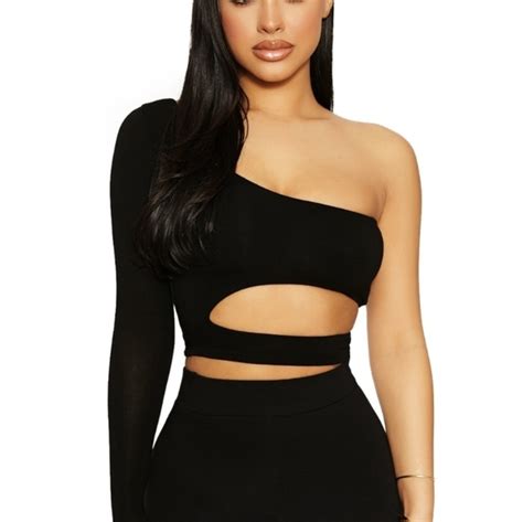 Naked Wardrobe Tops Naked Wardrobe Crop Top Poshmark