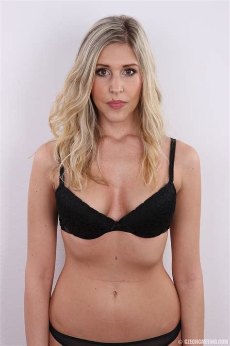 Hot Tall Blonde With Enticing Eyes Show Ni XXX Dessert Picture 11