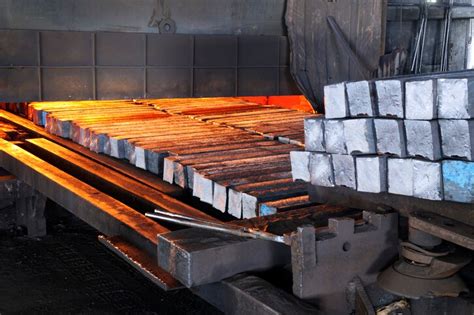 Raw Materials Quality Control For Steel Manufacturing Analyzing Metals