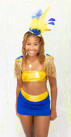 Conjunto Carnaval Top E Hot Pants Dourado Our Metalizado M