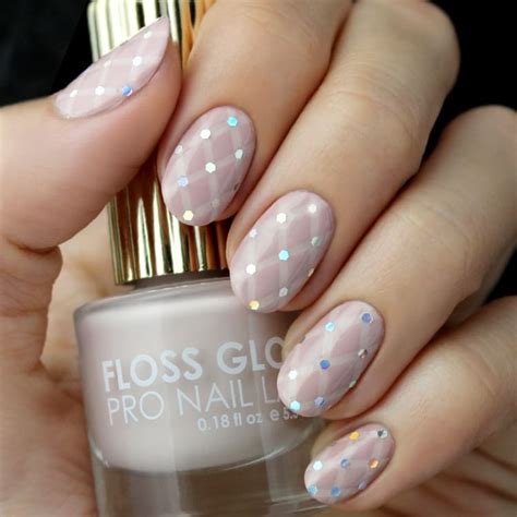 Mani Monday Nude Quilted Nail Tutorial Lulus Fashion Blog