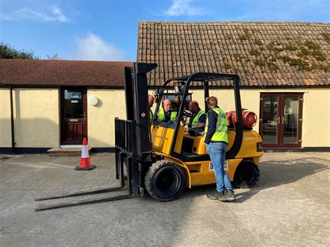 Lantra Counterbalance Forklift Course