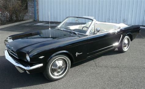 Raven Black 1965 Ford Mustang Convertible Photo