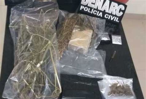 Pol Cia Civil Desarticula Ponto De Venda De Drogas E Prende Traficante