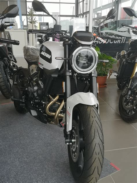 MOTO MORINI SEIEMEZZO 650 STREET NUOVE PRONTA CONSEGNA MotoFox