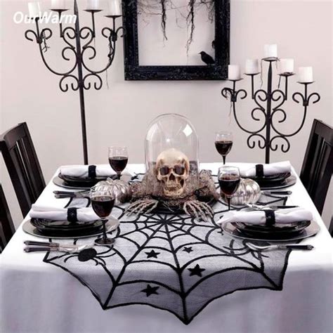 45 Halloween Table Centerpiece Ideas - Shelterness