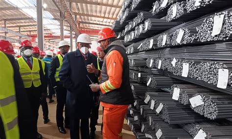vice president mohadi tours dinson manhize steel plant  zimbabwes