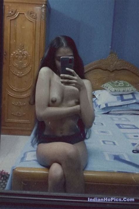 Hijabi Muslim College Girl Nude Selfies