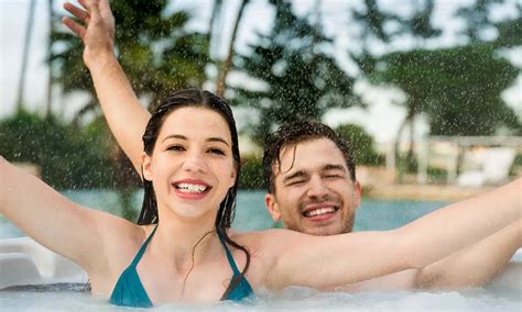 Hot Tub Vs Jacuzzi Whats The Difference