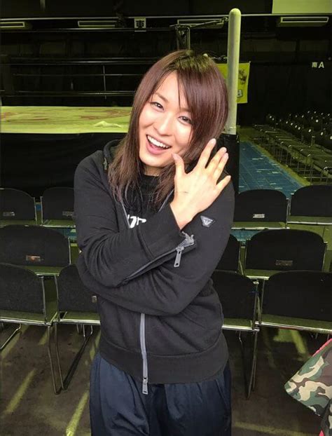 50 Hot And Sexy Lo Shirai Photos 12thBlog