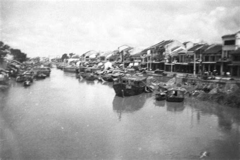 Cholon L Arroyo Chinois Vu Du Pont Malabars Manhhai Flickr