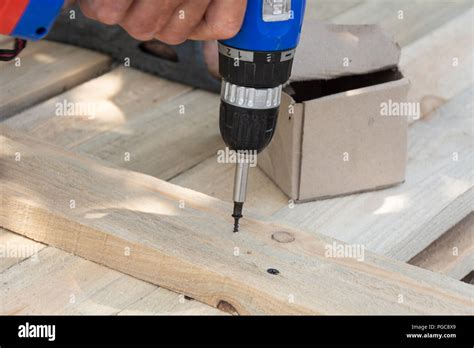 Bohrer Holz Werkstatt Holzarbeiten Und Personen Konzept Tischler Mit