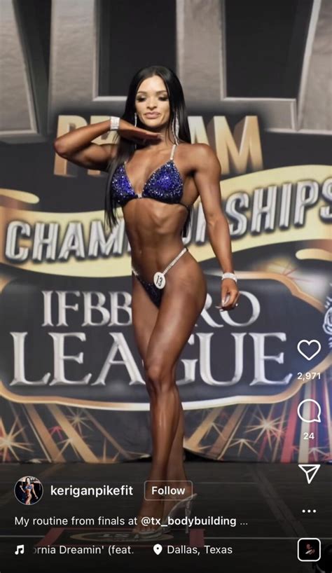 6 Hot Sexy Tanvi Rastogi Bikini Pics