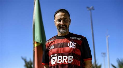 Vítor Pereira surpreende em entrevista e faz revelação bombástica sobre