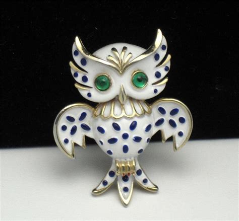 TRIFARI 1967 Rhinestone Enamel Figural Owl Brooch Pin Trifari Brooch